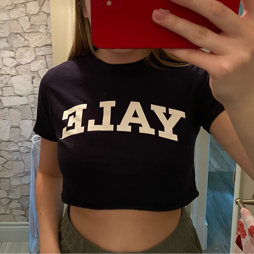 Yale crop top